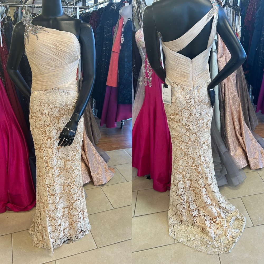One shoulder long champagne MacDuggal dress size 6